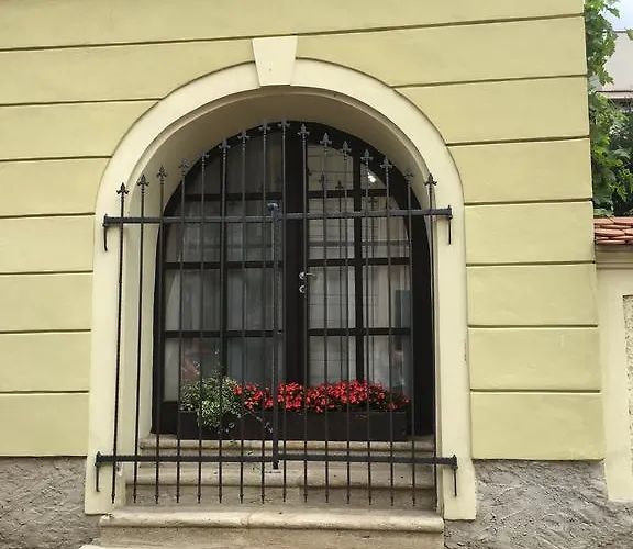 Kutna Hora Apartment *